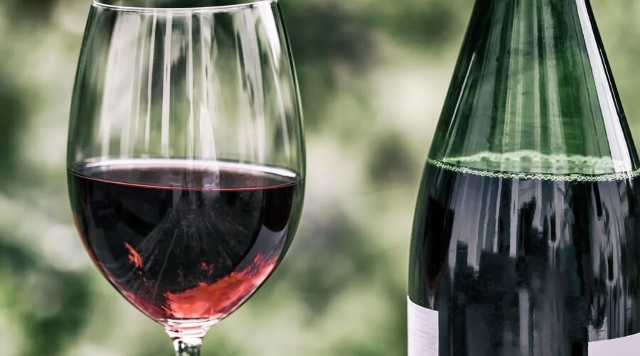 Prosecchini Wine Glass with bottle