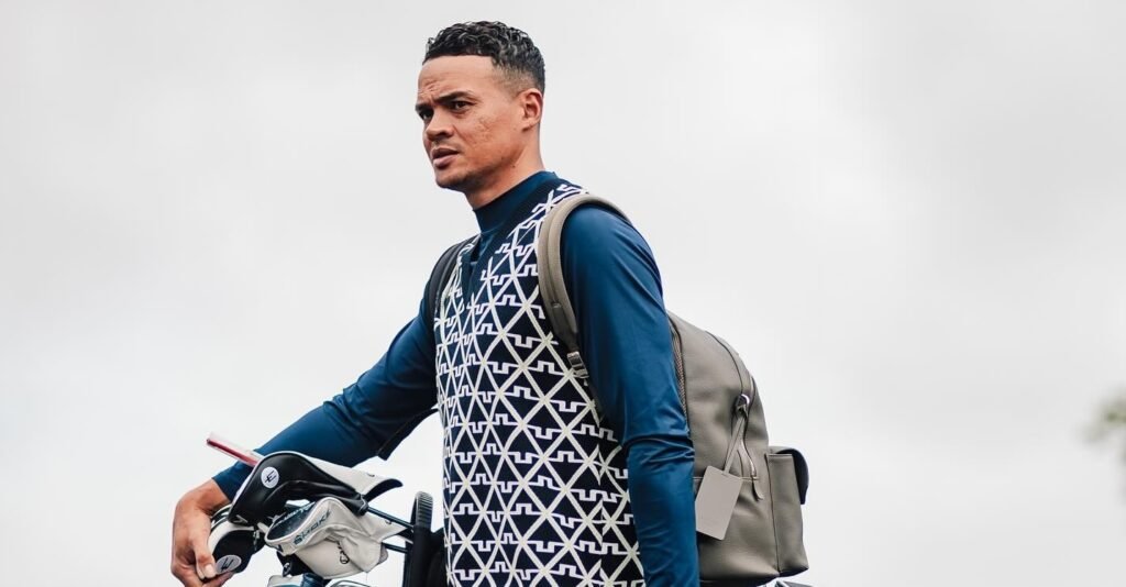 Jermaine Jenas walking