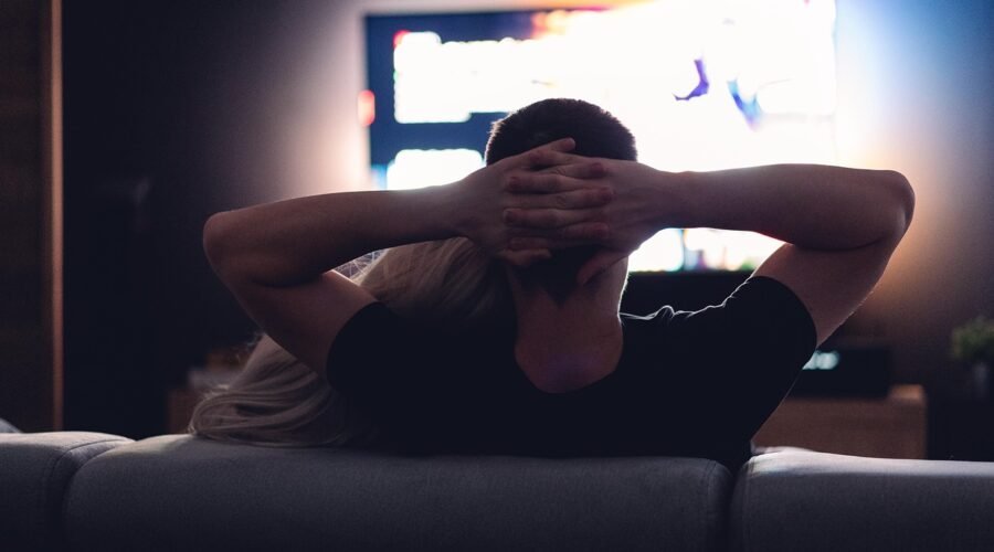 Couple watching KissKH platfrom