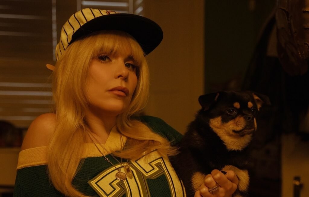 Paloma Faith with a doggy