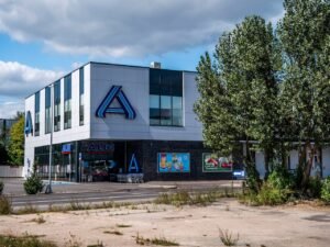 Pensioner Adli store