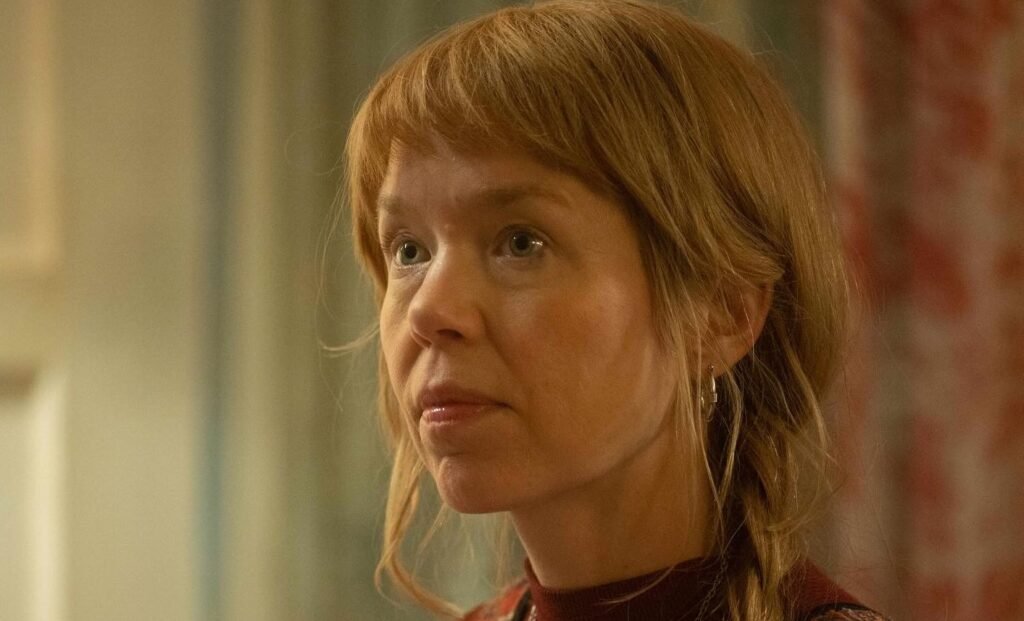 Rivals Triumphs as Anna Maxwell Martin Wins International Emmy Anna Maxwell Martin
